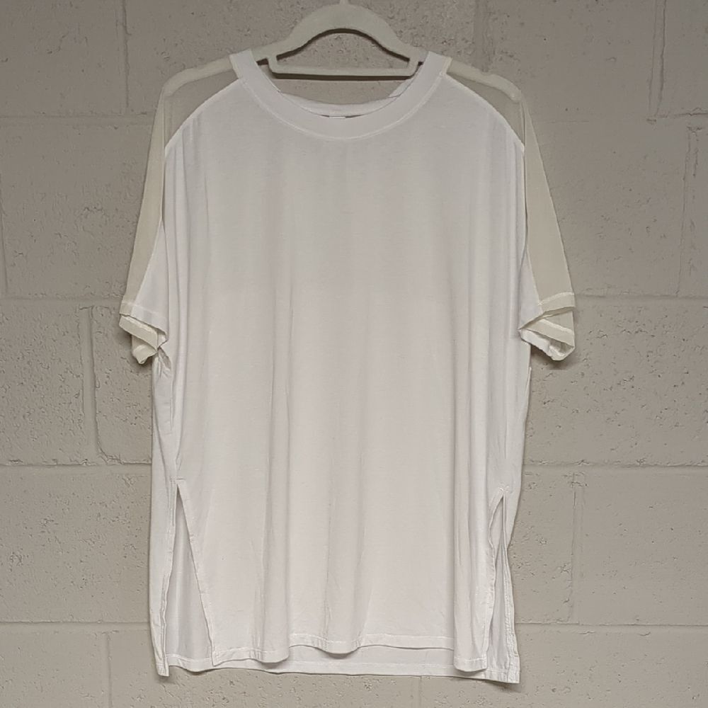 Athleta White Short Sleeve Tee Classic Crew Neck Size Large